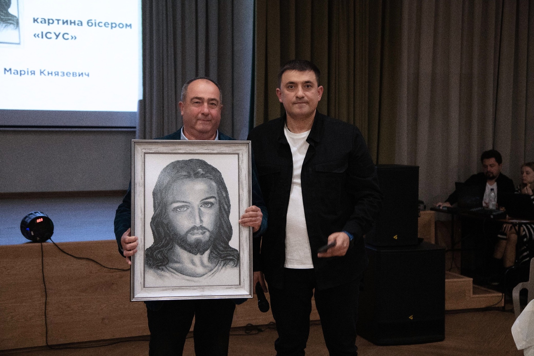 Благодійний вечір 130525